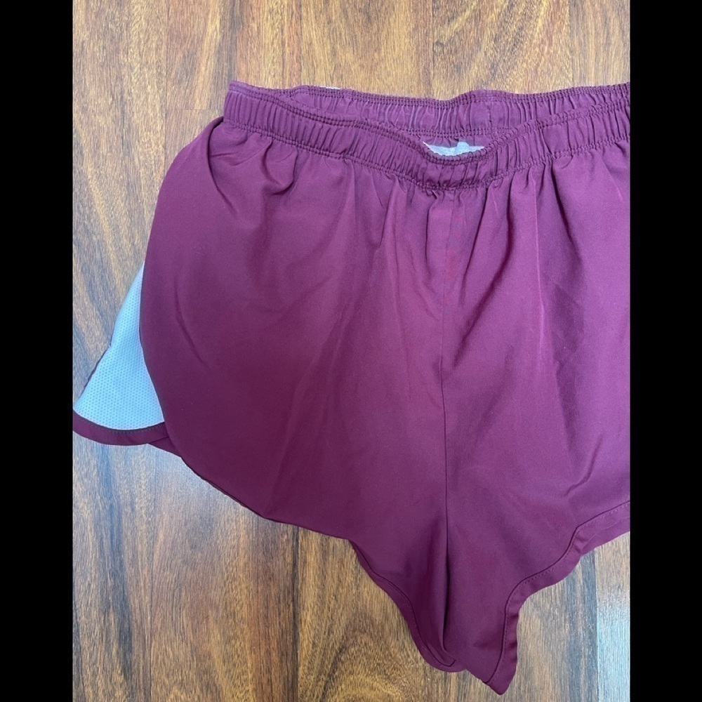 ❤️ Nike Dri-FIT Running Shorts • Medium • Good Condition - Picture 5 of 5